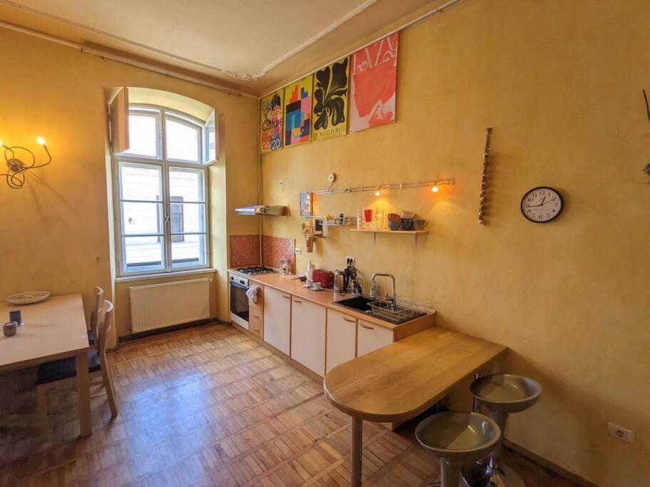 Boheme Central Apartment Timişoara Eksteriør billede