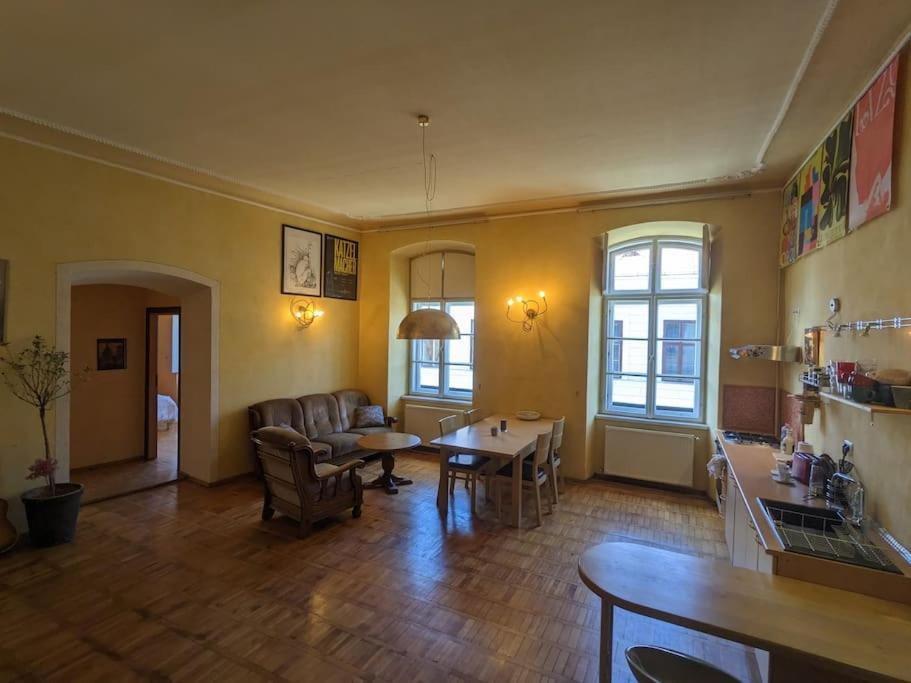 Boheme Central Apartment Timişoara Eksteriør billede