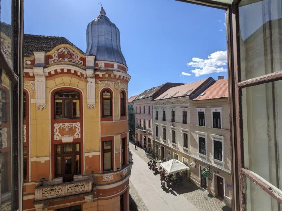Boheme Central Apartment Timişoara Eksteriør billede
